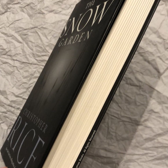 ⭐️3 for $15⭐️ Hardcover | The Snow Garden by Christopher Rice - Picture 4 of 5